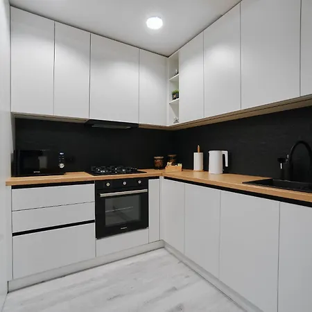 Modern 2-br Balcony-view With Coffee Station And - Grandstay *